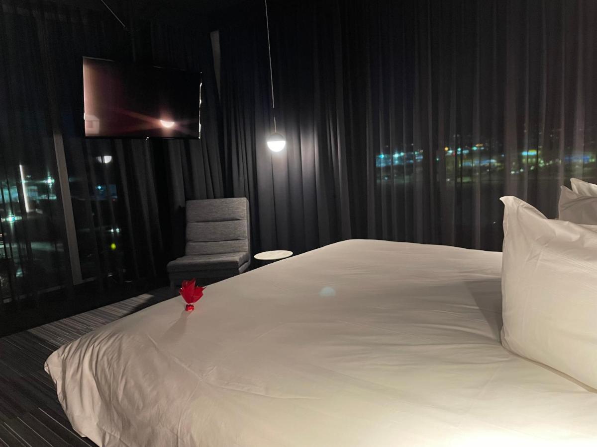 Grand Times Hotel Laval - Centropolis Buitenkant foto