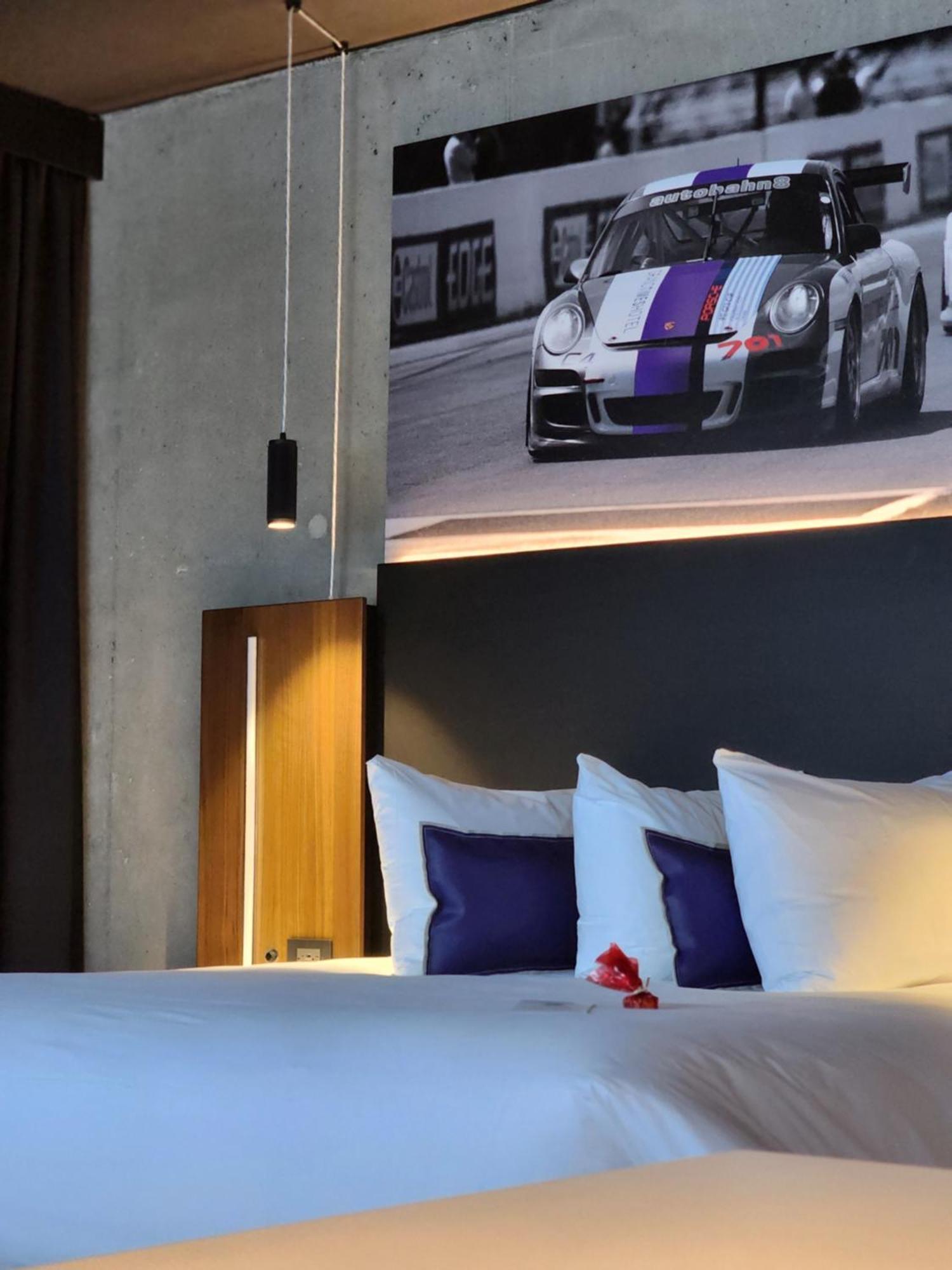 Grand Times Hotel Laval - Centropolis Buitenkant foto